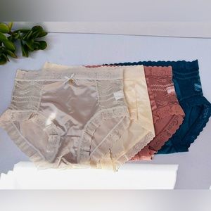 4 PCS Blossom Femme Fresh Seamless High Waist Butt Lift Panties


Size XL